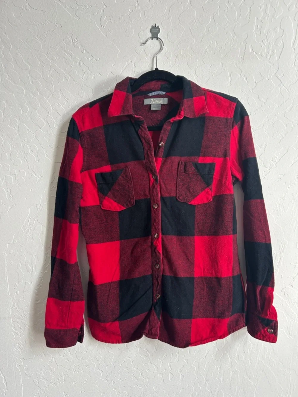 Buffalo plaid red and black fitted flannel - Picture 1 of 6